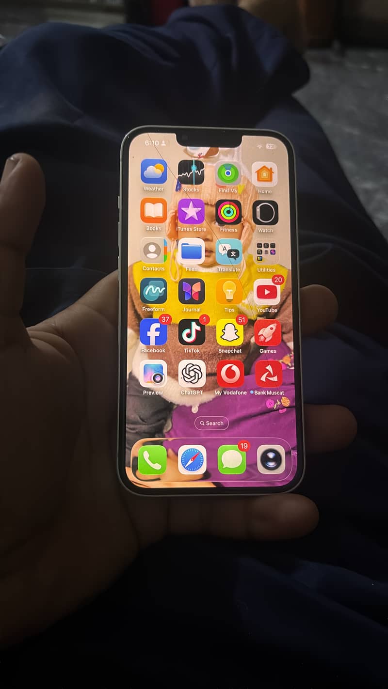 Apple iPhone 13 1