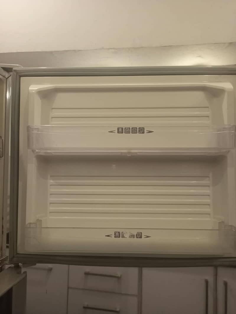Dawlance Reflection refrigerator model # 9188WBR 6