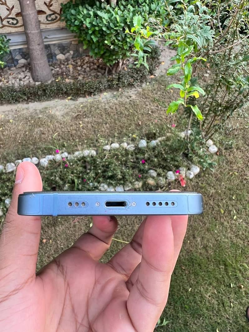 Apple iPhone 14 2