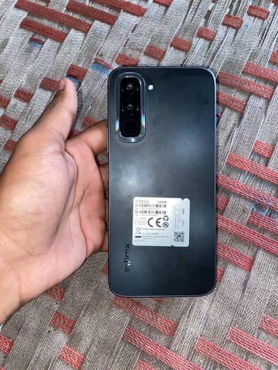 Infinix Hot 70