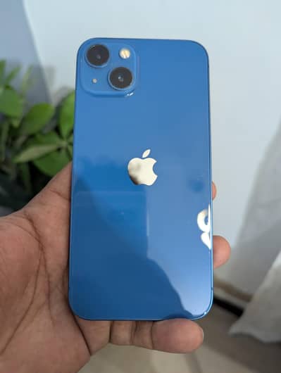 Apple iPhone 13
