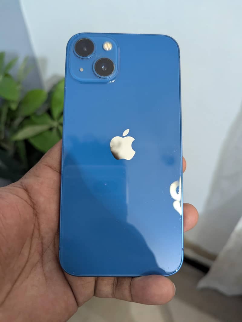 Apple iPhone 13 factory 0
