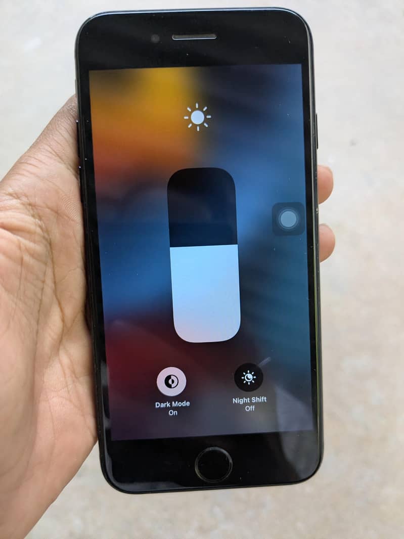 Apple iPhone 7 3