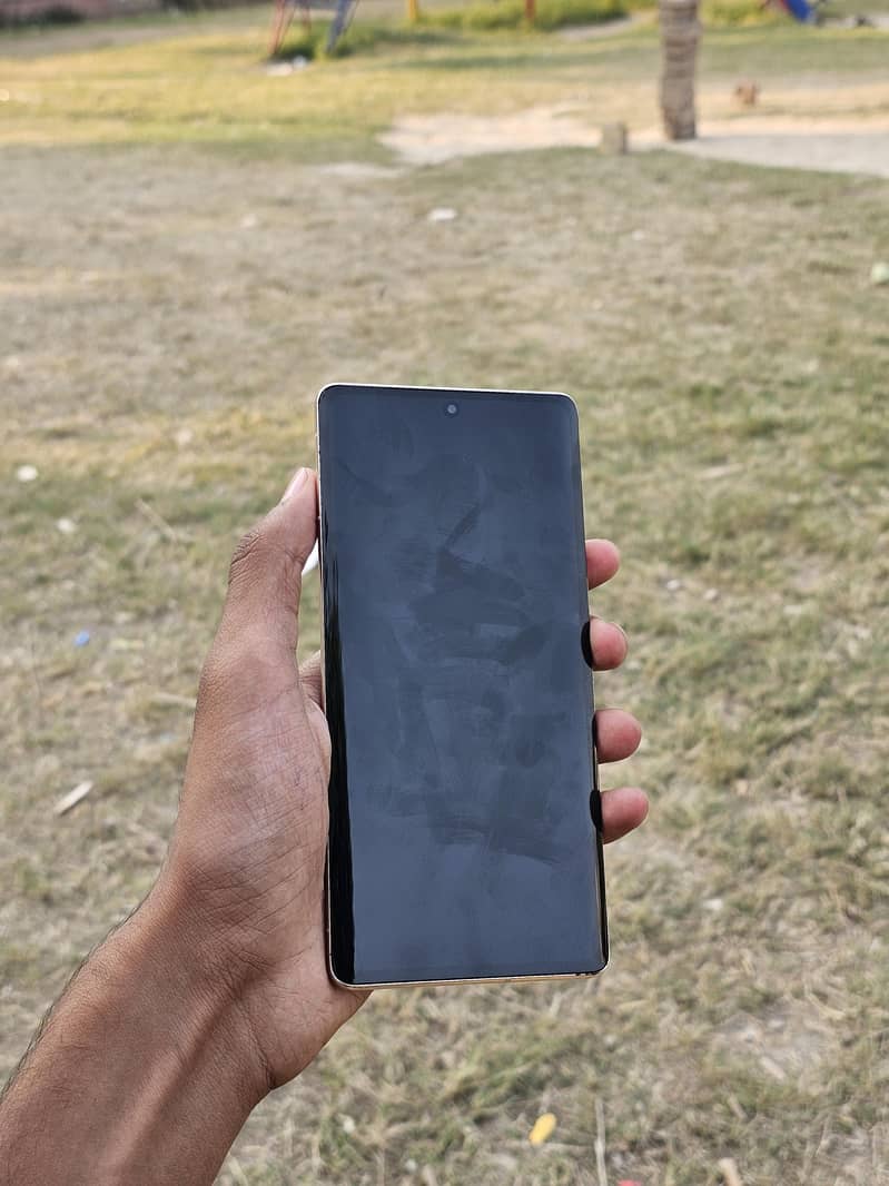 Google Pixel 7 Pro 2
