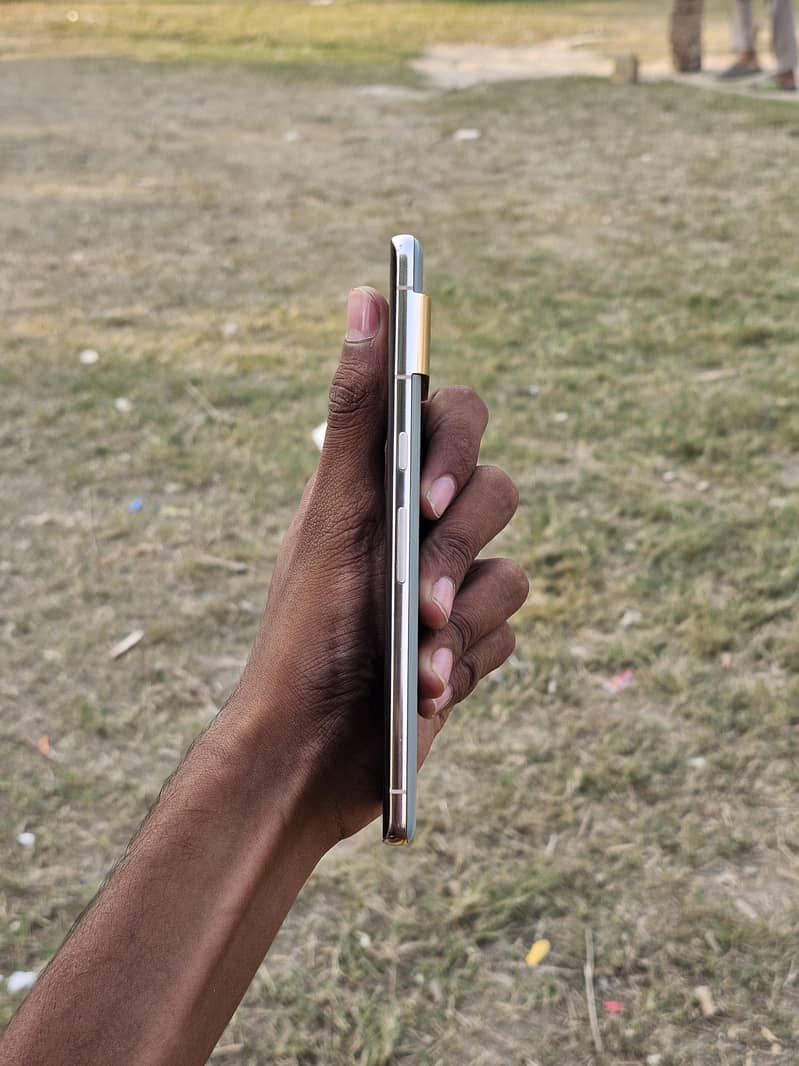 Google Pixel 7 Pro 4