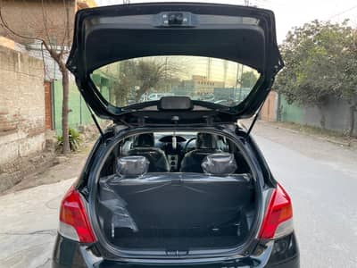 Toyota Vitz 2010