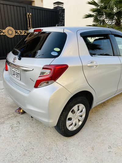 Toyota Vitz 2014