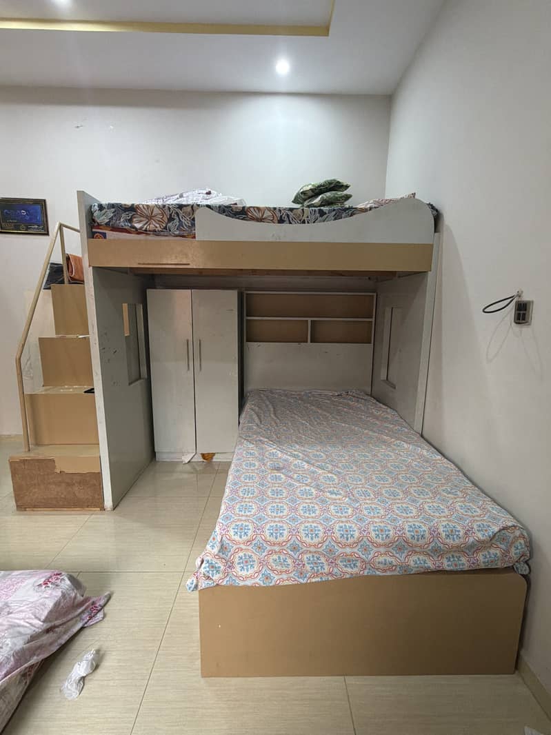 Bunk bed 0