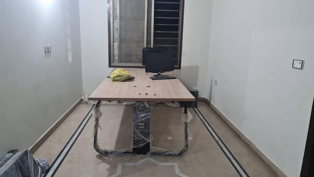Office Table's 0