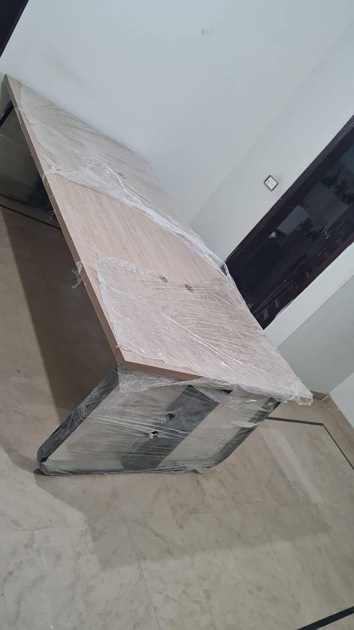 Office Table's 3