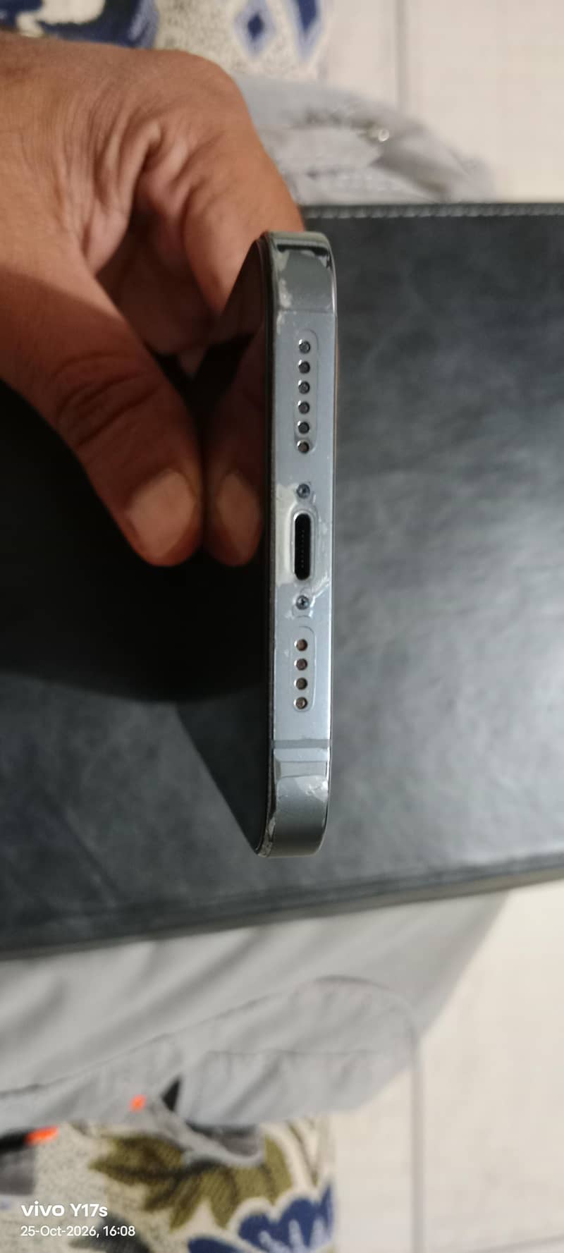 Apple iPhone 13 Pro Max 2