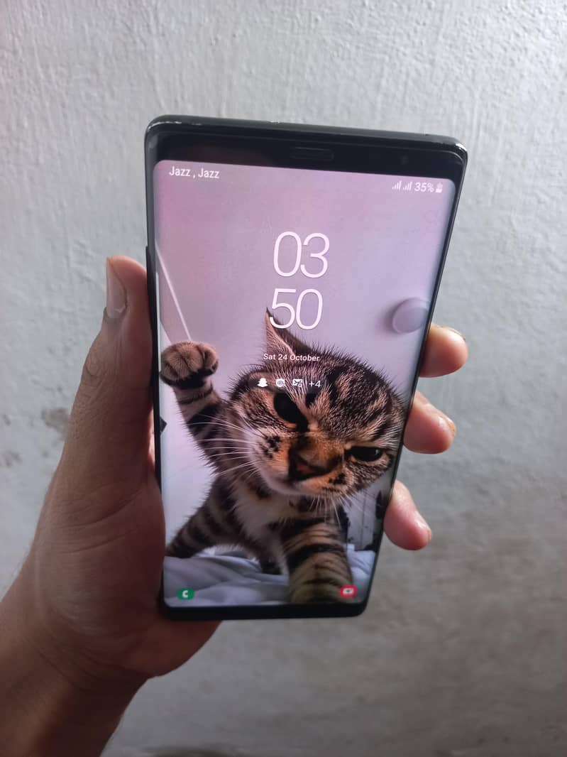 Samsung Mobile Note 8 1