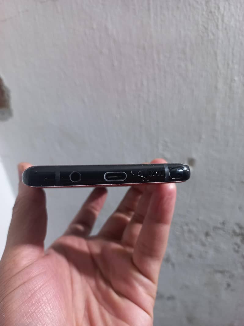 Samsung Mobile Note 8 6