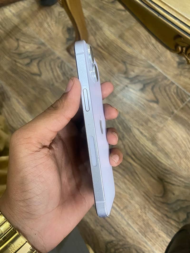 Apple iPhone 14 1