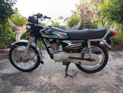 2022/23 Model cg-125 lush black for you