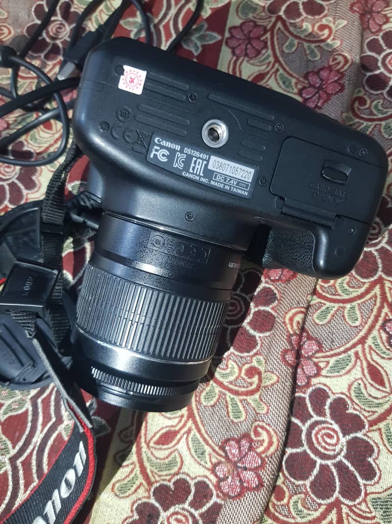 canon eos 1200D 8