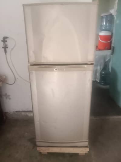Dawlance fridge