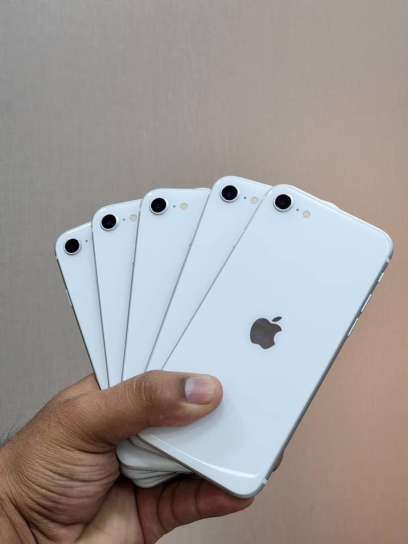 Apple iPhone SE 2020 1