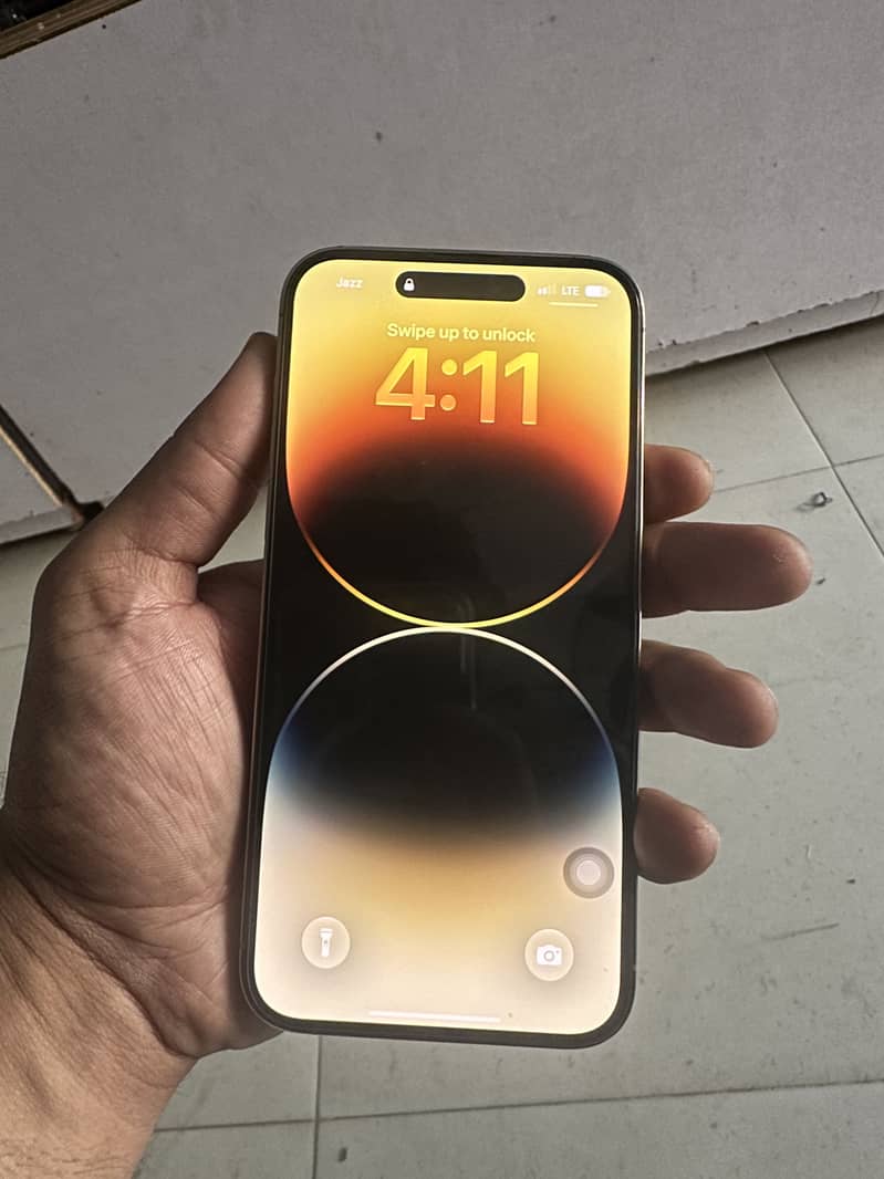 Apple iPhone 14 Pro Max 1