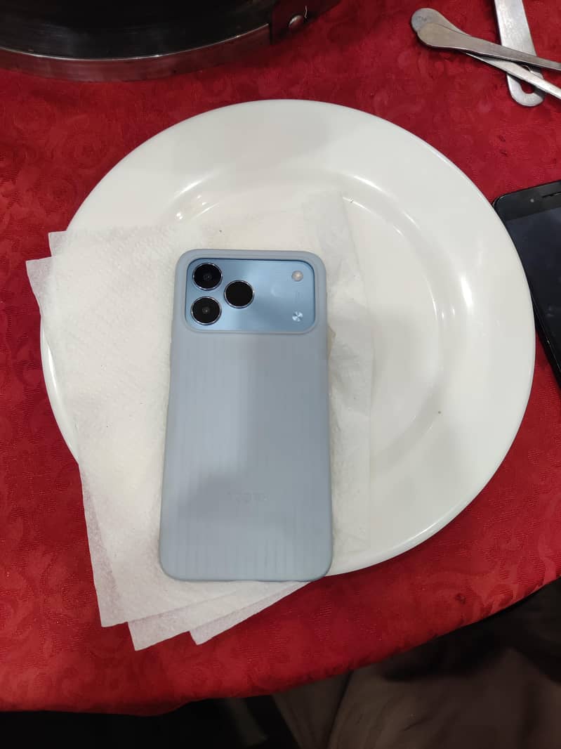 Tecno spark 50 3