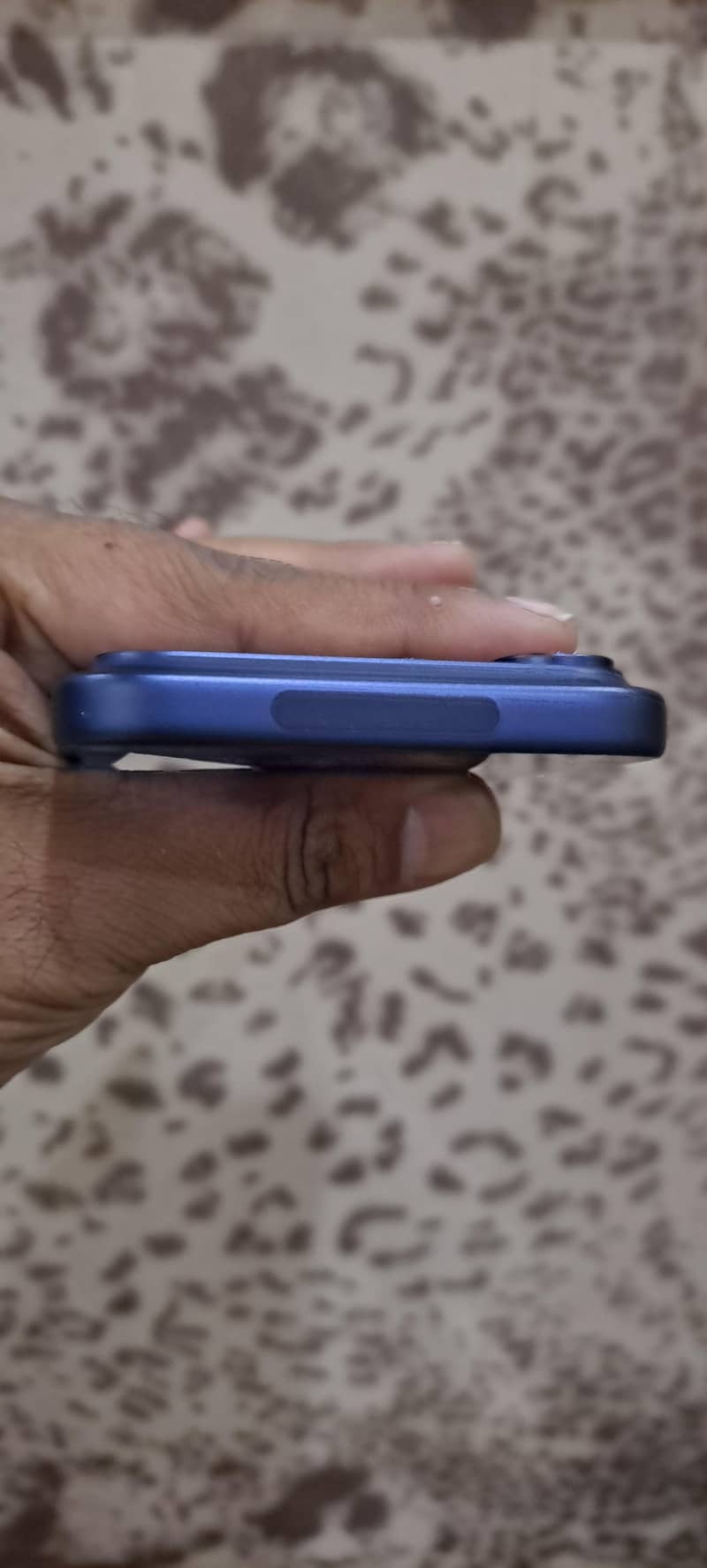 Apple iPhone 17 Pro Max 3