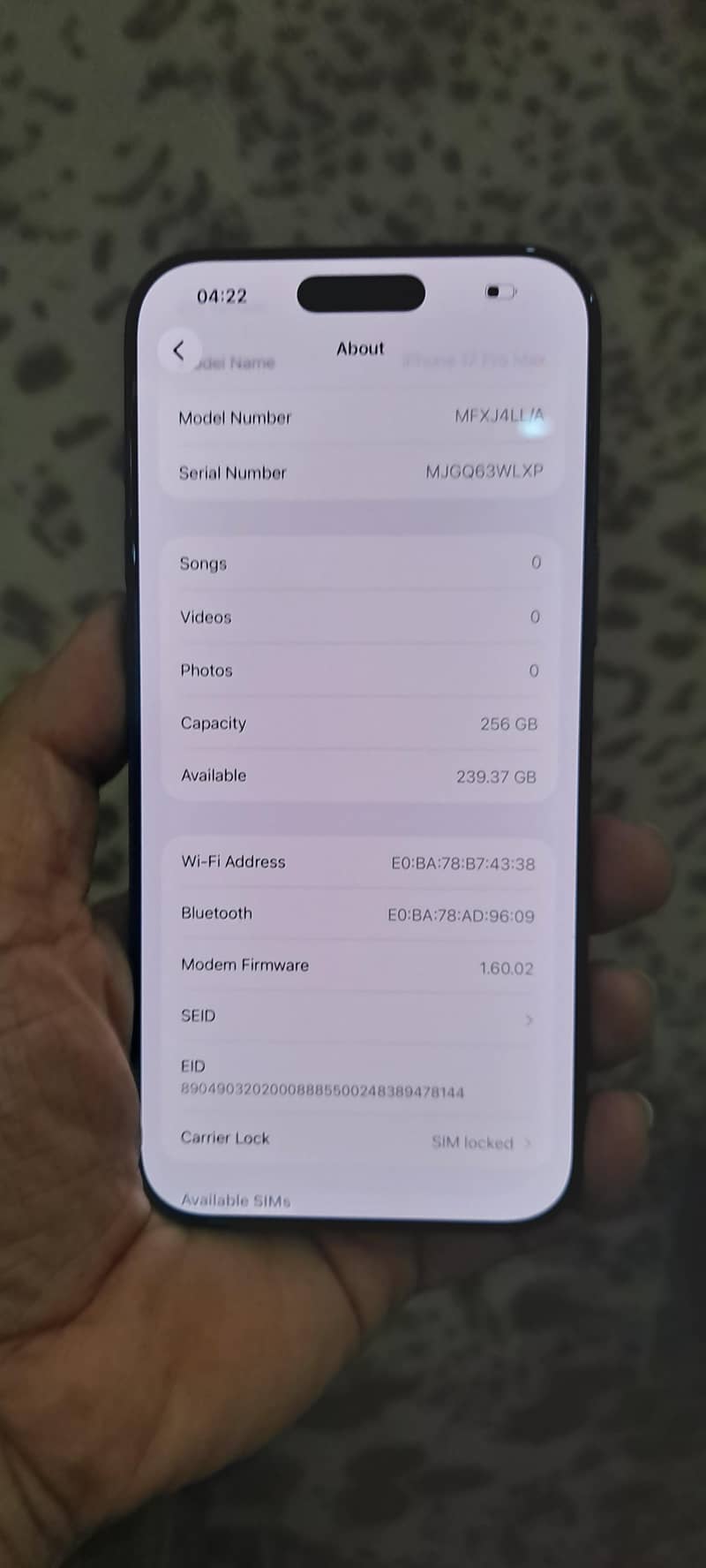 Apple iPhone 17 Pro Max 4