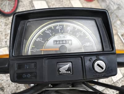 Honda CD 70 2023 model