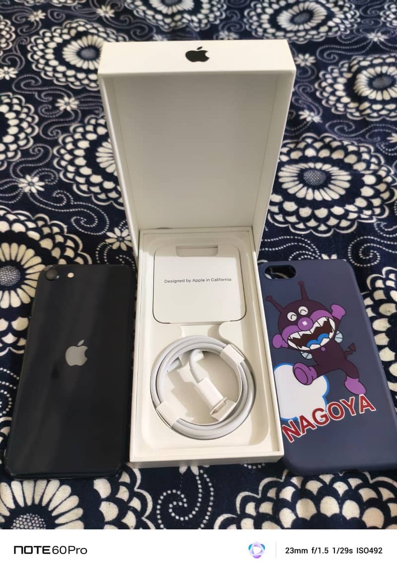 Apple iPhone SE 3