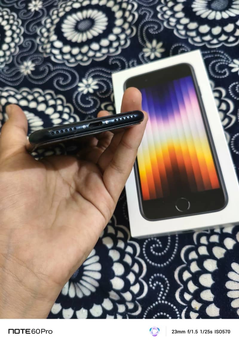 Apple iPhone SE 4
