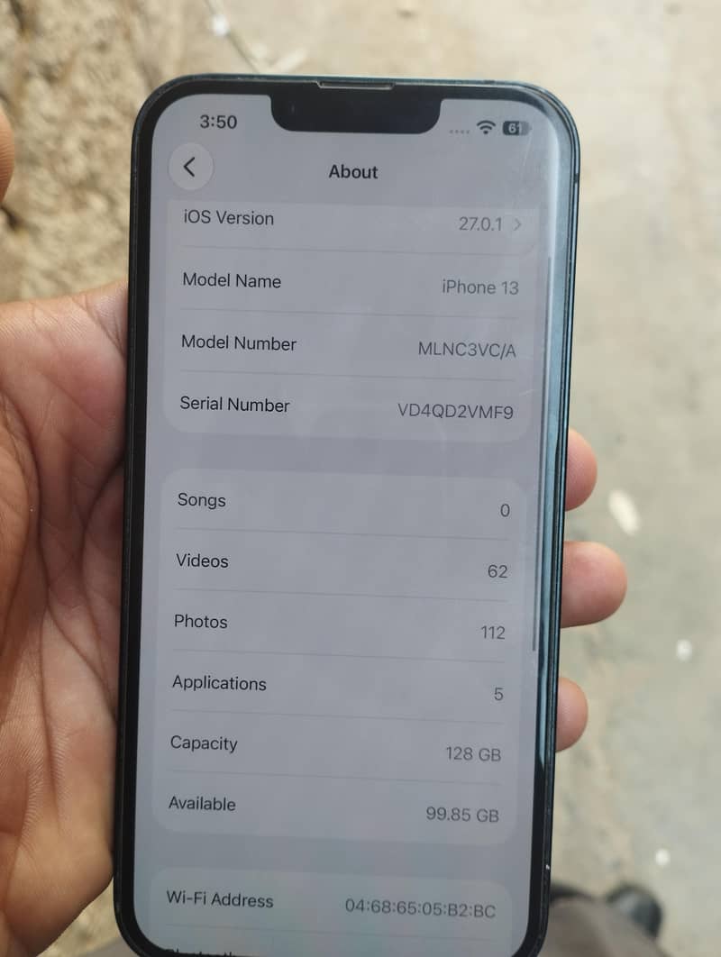 Apple iPhone 13 0
