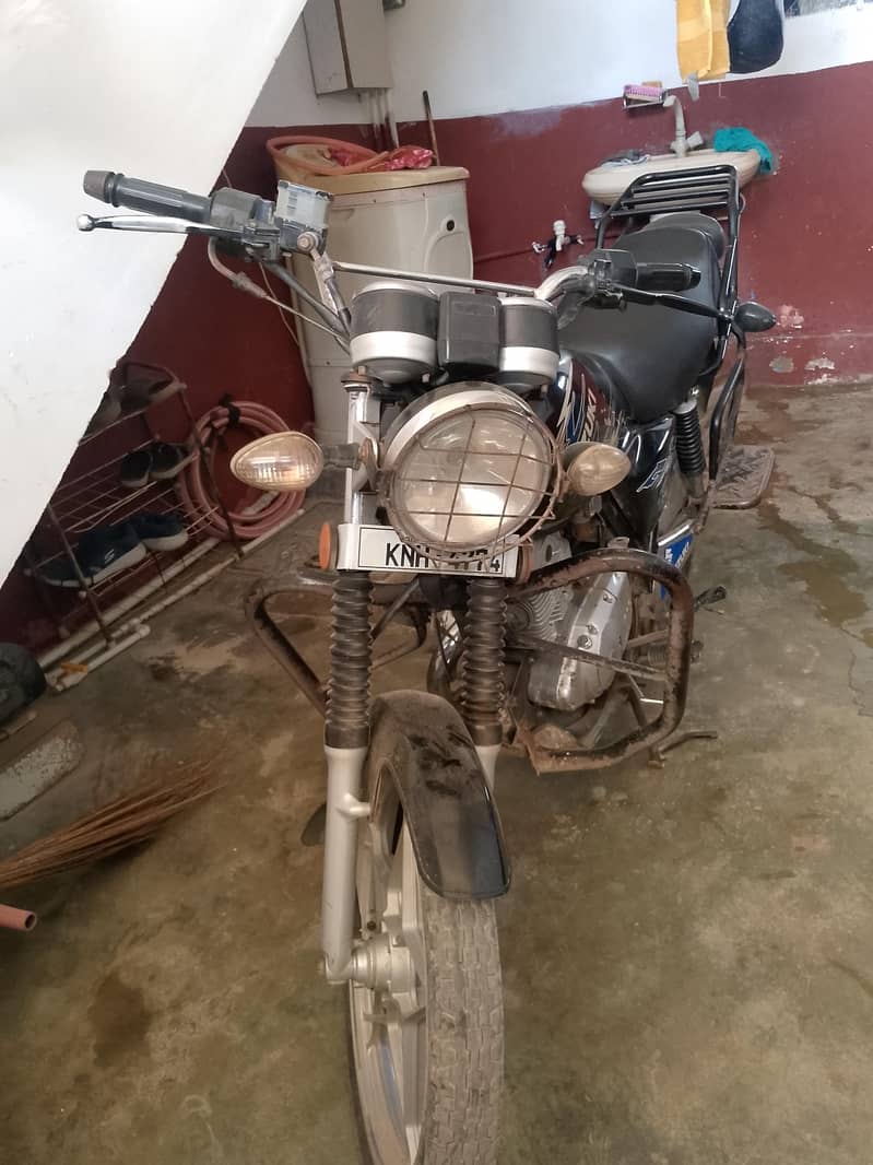 Suzuki 150 2