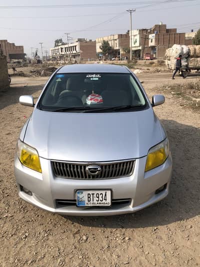 Toyota Corolla Axio 2014