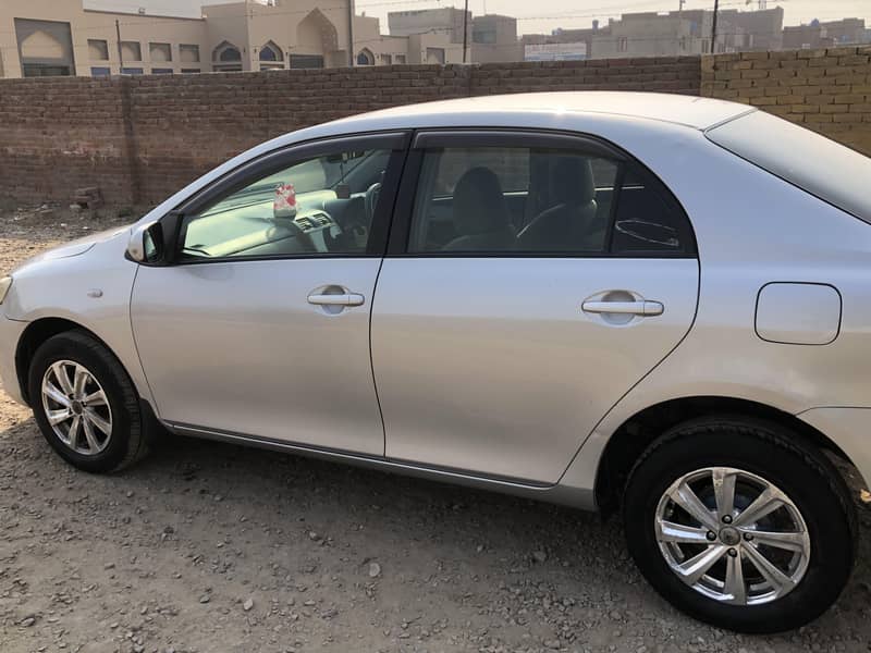 Toyota Corolla Axio 2014 1