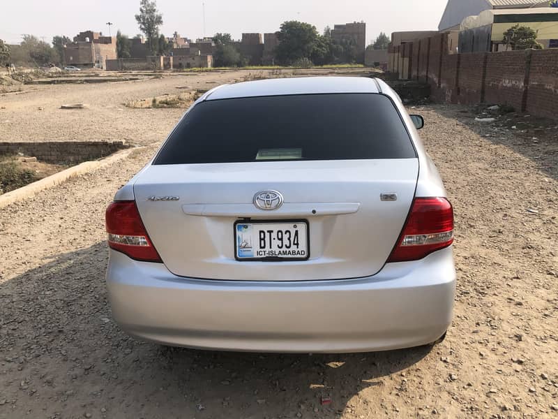 Toyota Corolla Axio 2014 4
