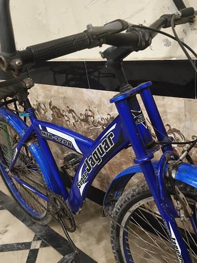Blue Super Jaguar MTB-3208 Bicycle – Excellent Look with Rear Carrier