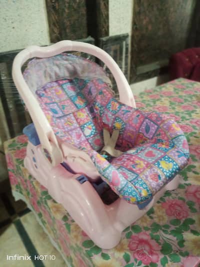 Baby carry cot