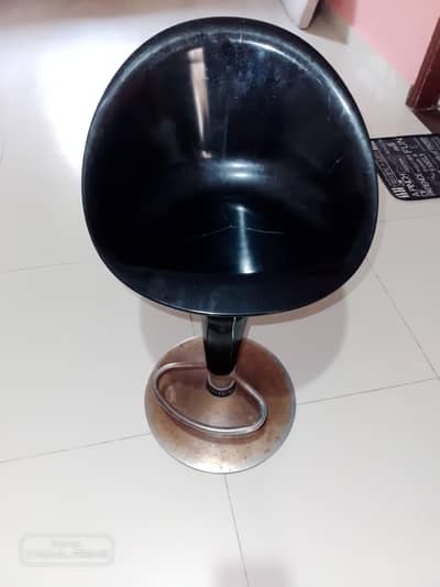 hair cutting chair