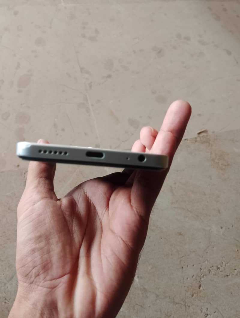 Tecno Spark 30 1