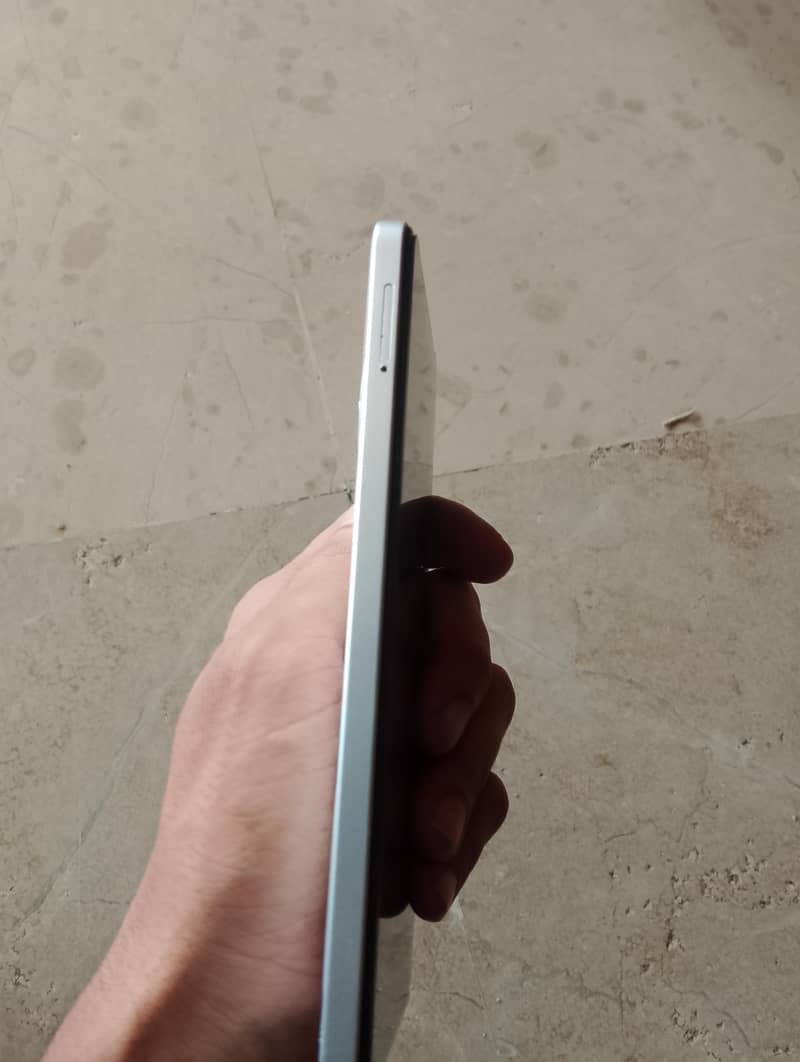 Tecno Spark 30 3