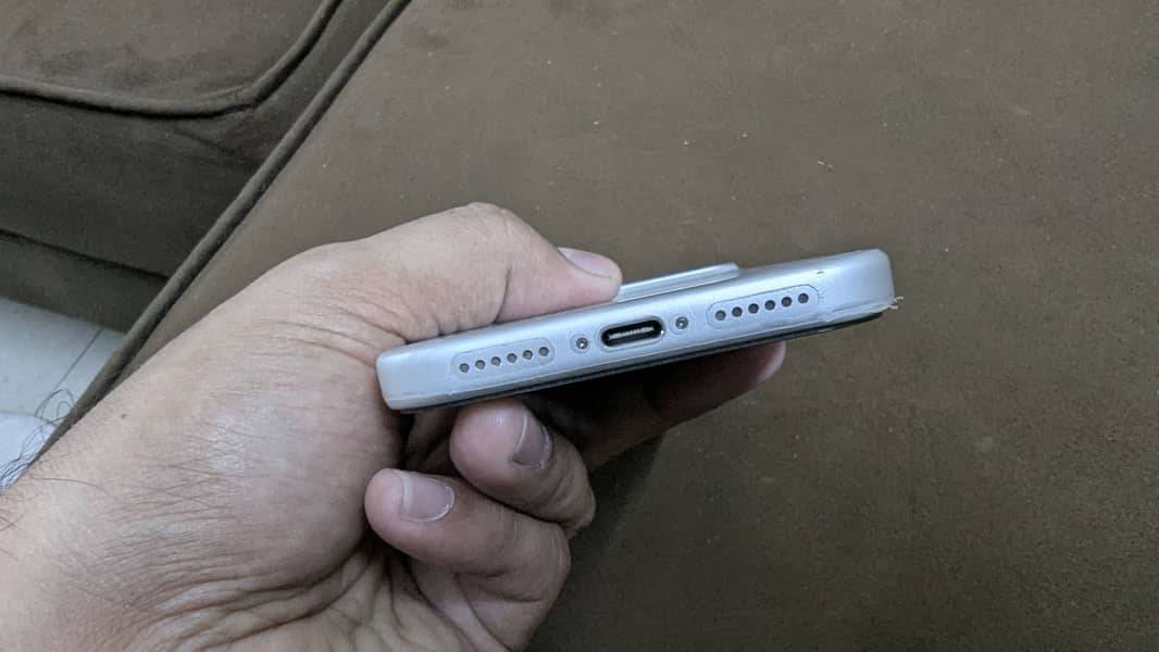 Apple iPhone 17 Pro Max 3