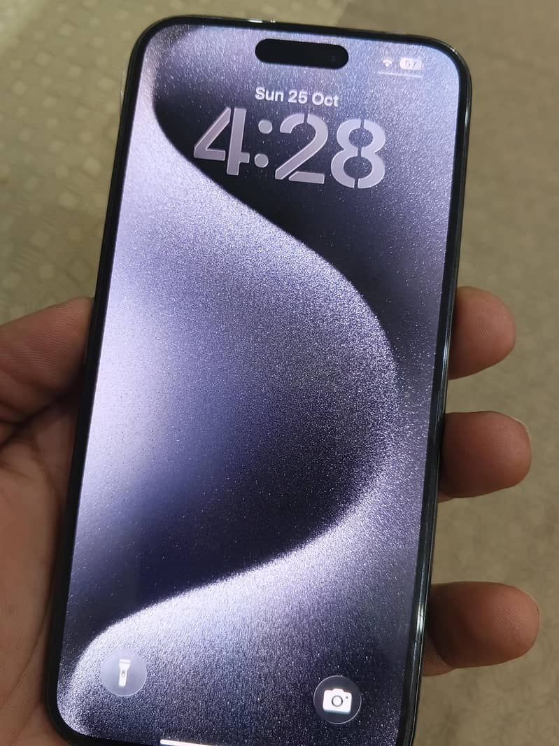 Apple iPhone 15 Pro Max 0