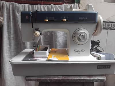 singer sewing Machine 1301