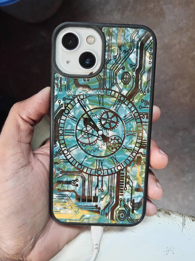 Apple iPhone 13 6