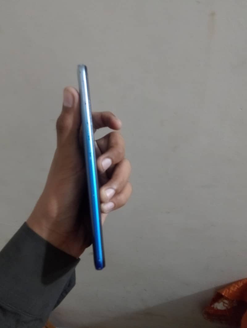 OPPO A53 3