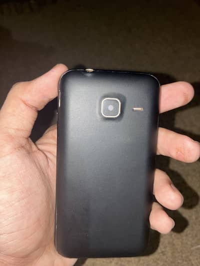 Samsung Mobile J1