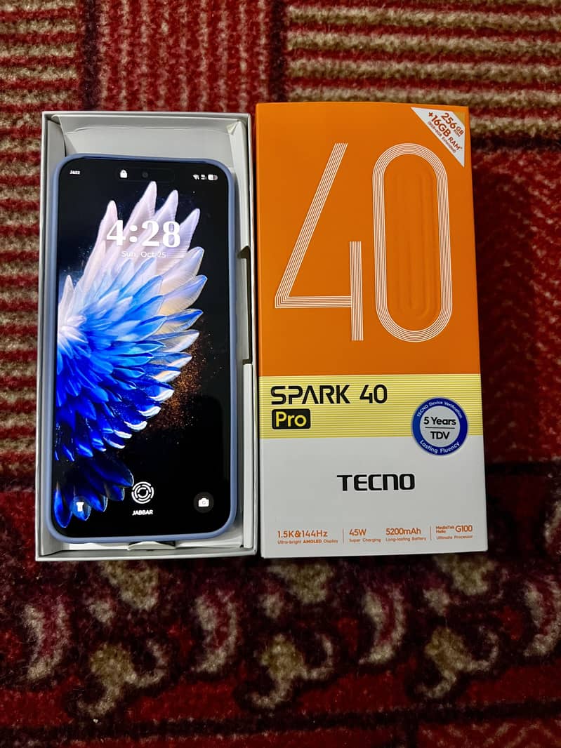 Tecno Spark 40 Pro 0