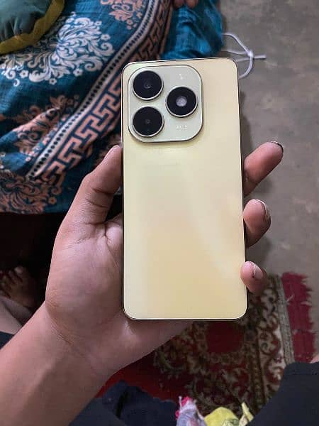 Tecno spark 20 0