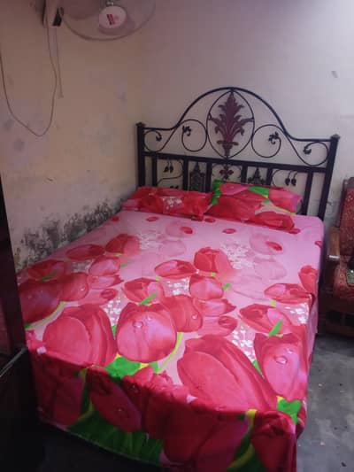 large Size double Iron Bed Available