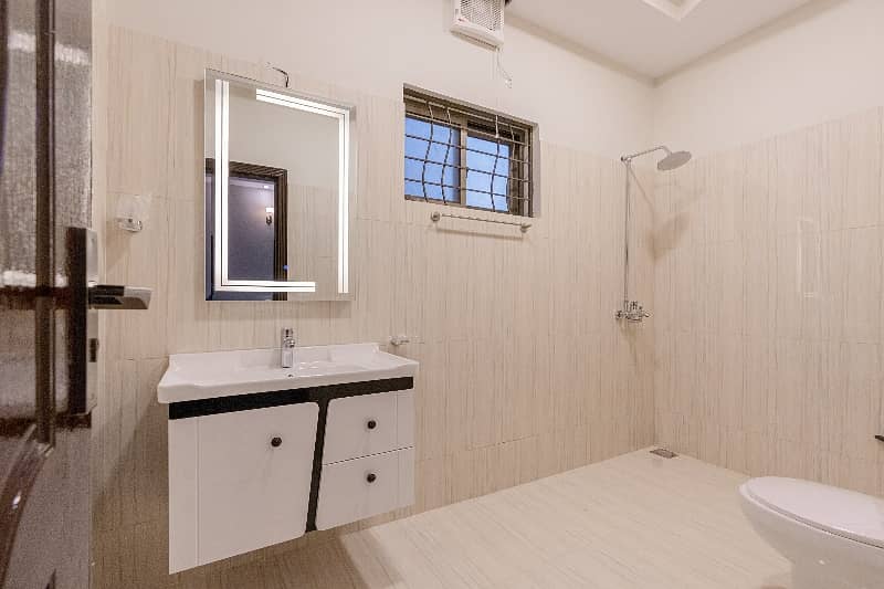 10 Marla Corner Modern Style House For Sale In Punjab Coop Housing ...