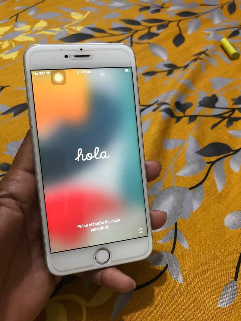 Apple iPhone 6S Plus 0